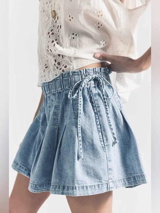 807. FREE PEOPLE We The Free Croquet denim shorts Sz XS $78 - Picture 1 of 6
